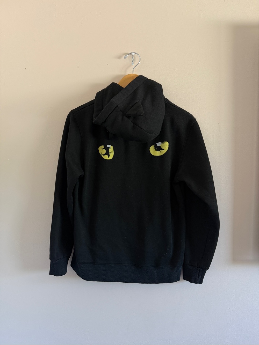 Black Cats Hooded Sweatshirt with Cat Eye Graphic